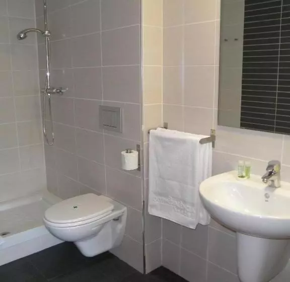 اتاق استاندارد چهار تخته, Dormavalencia Hostel