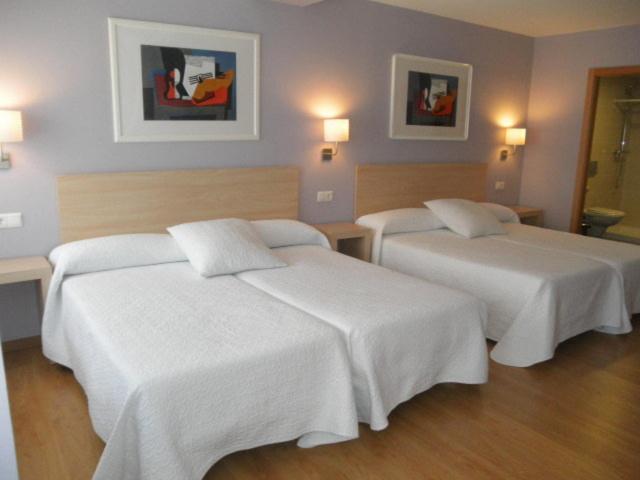 اتاق استاندارد چهار تخته, Dormavalencia Hostel