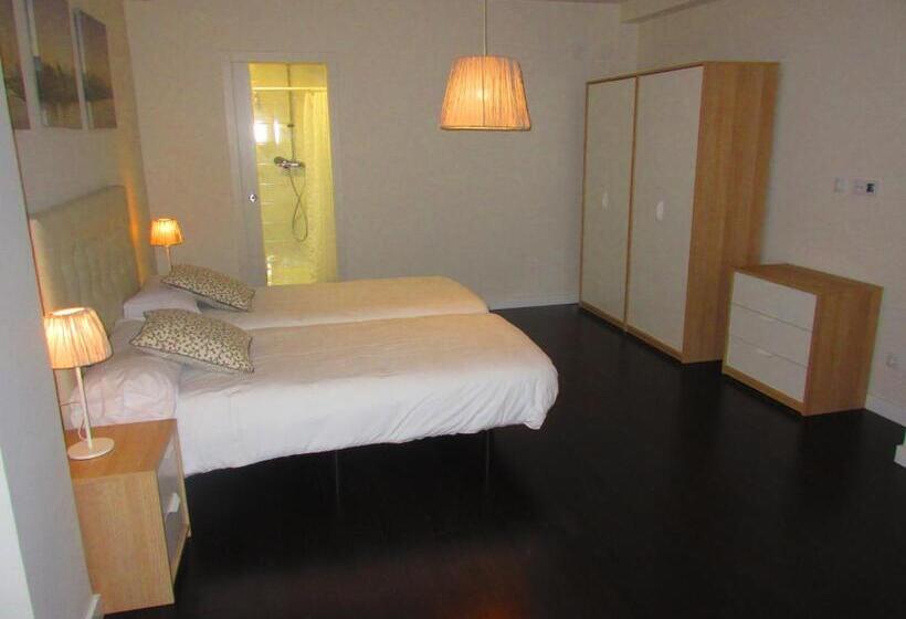 إستوديو قياسى, Dormavalencia Hostel