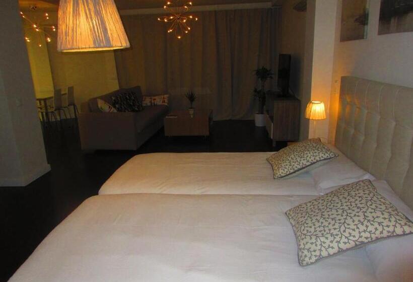 استودیوی استاندارد, Dormavalencia Hostel