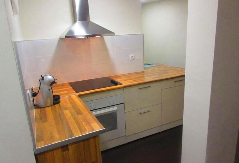 إستوديو قياسى, Dormavalencia Hostel