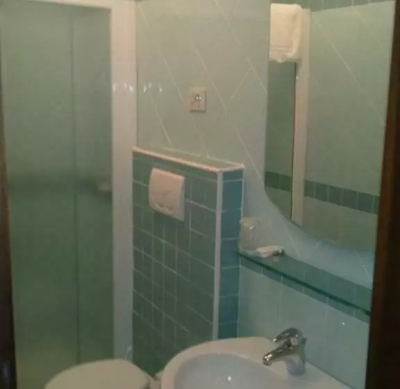 スタンダードシングルルーム, Albergo Italia Di Nardi Renzo & C Snc