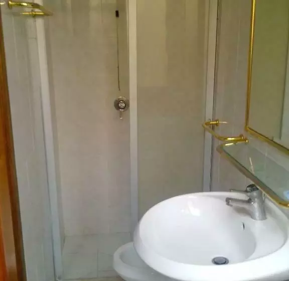 スタンダードシングルルーム, Albergo Italia Di Nardi Renzo & C Snc