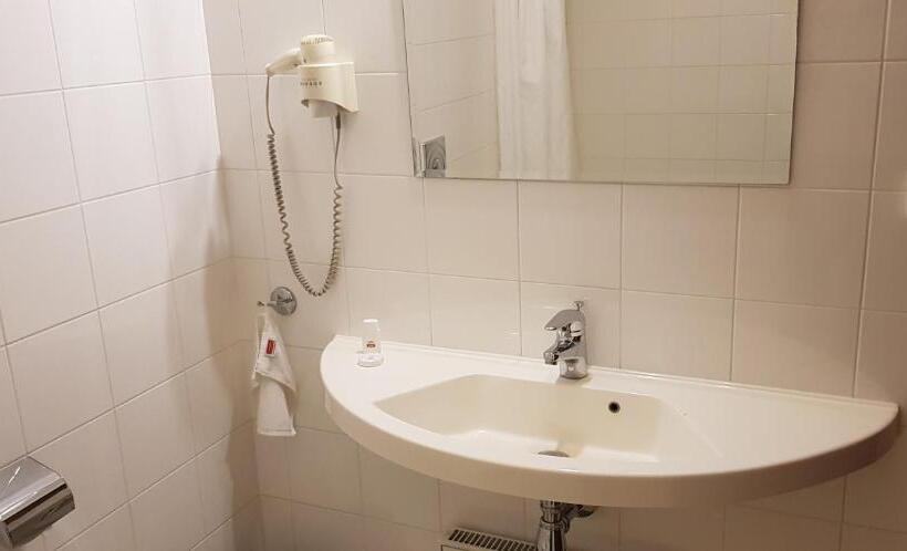 经典单人间, Amaryllis