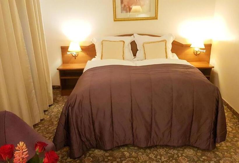 スタンダードルーム, Amaryllis