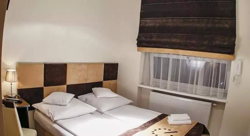 Single Deluxe Room