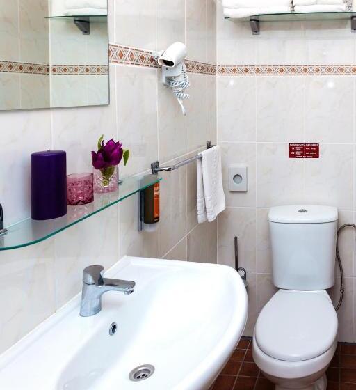 غرفة قياسية فردية, Corel