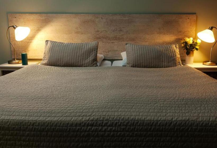 غرفة كومفورت, Corel