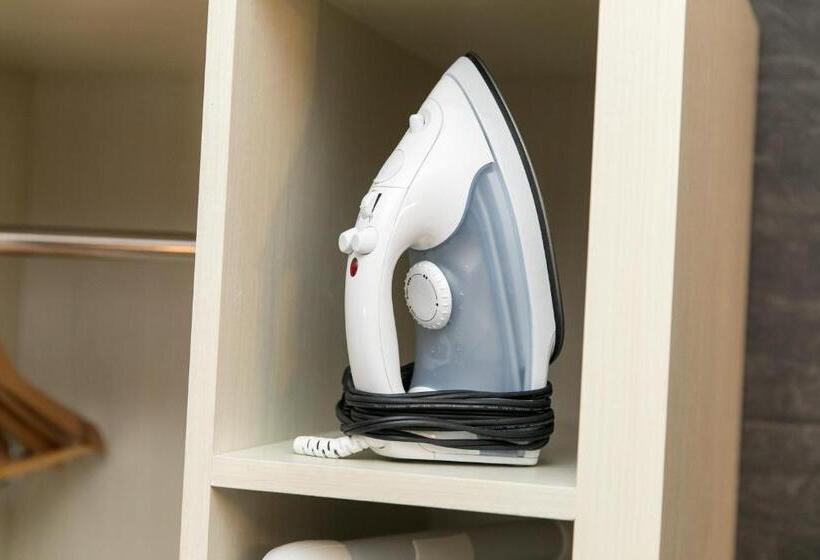 جناح ديلوكس, Days Inn & Suites By Wyndham Edmonton Airport