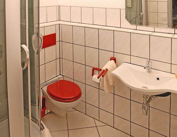 Номер Стандарт Трехместный, Gasthof Pension Sonnenberg