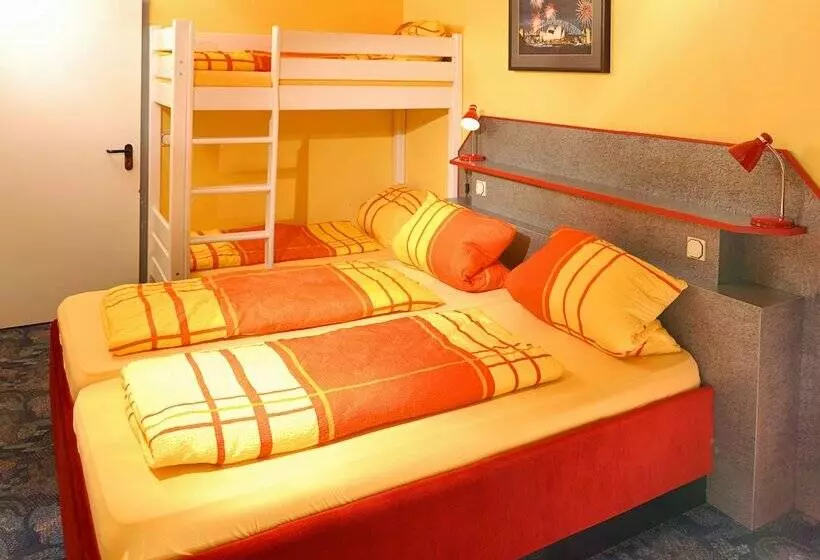 اتاق استاندارد سه نفره, Gasthof Pension Sonnenberg