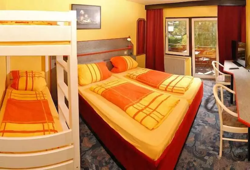 اتاق استاندارد چهار تخته, Gasthof Pension Sonnenberg