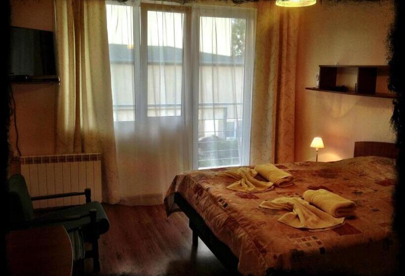 四人标准间, Graal Spa