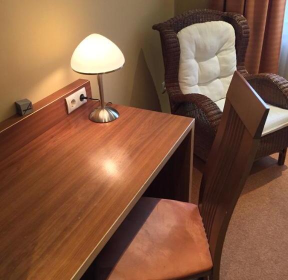 스탠다드 싱글 룸, Hoppe