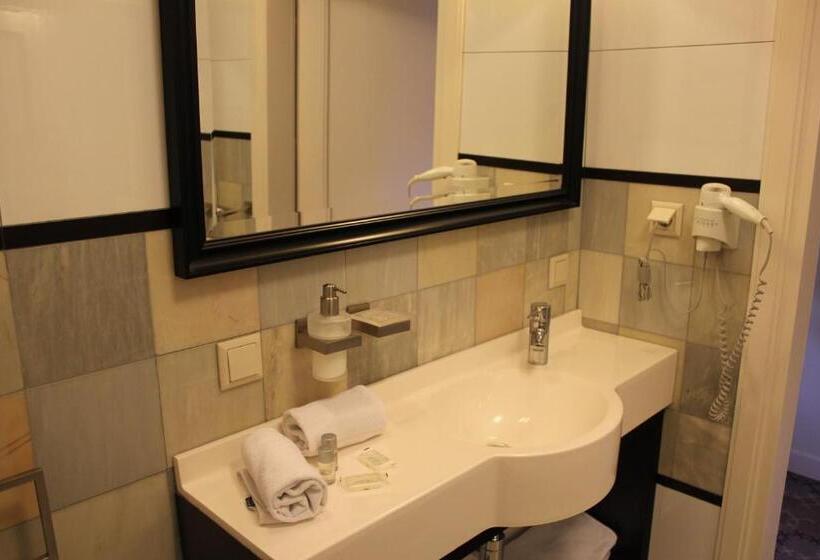 آپارتمان 1 خوابه, Kazimierzówka