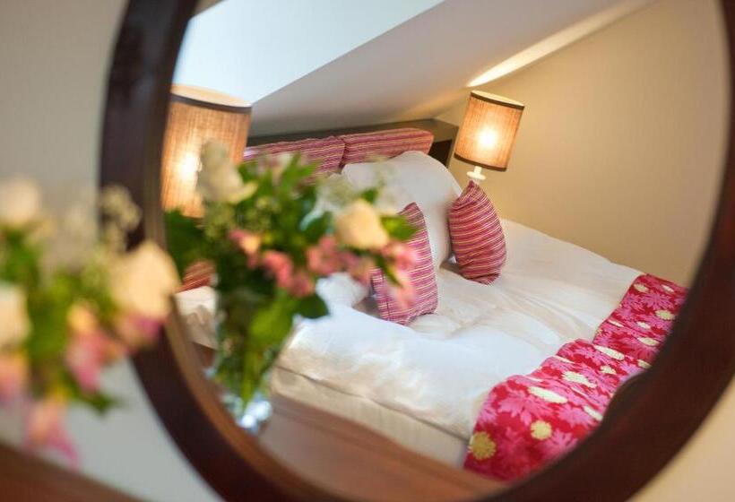 آپارتمان 1 خوابه با تراس, Kazimierzówka