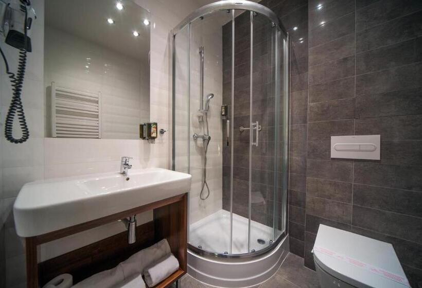 اتاق استاندارد, Kazimierzówka