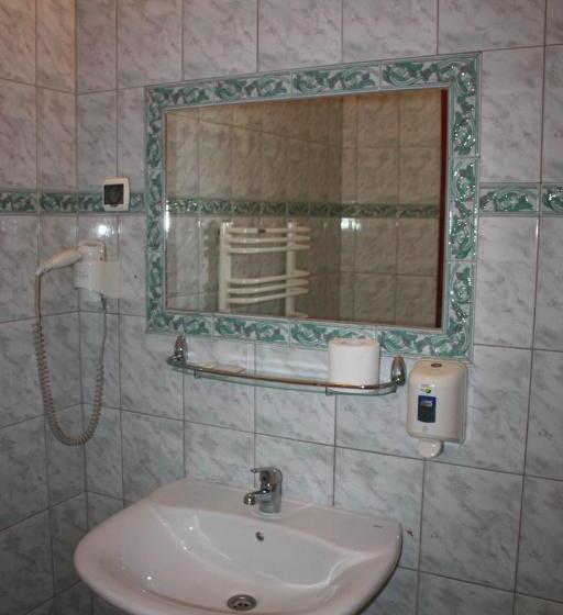 غرفة قياسية, Ośrodek Wypoczynkowy Rapsodia