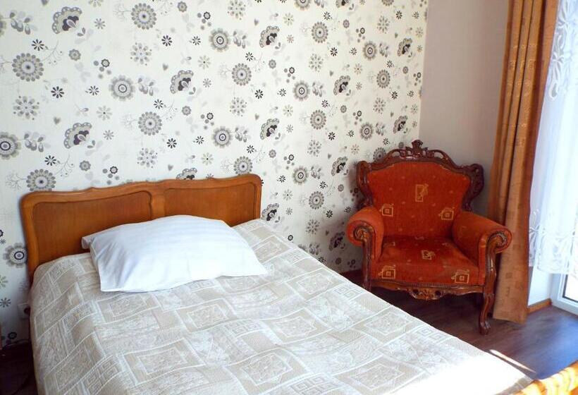 غرفة قياسية, Ośrodek Wypoczynkowy Rapsodia