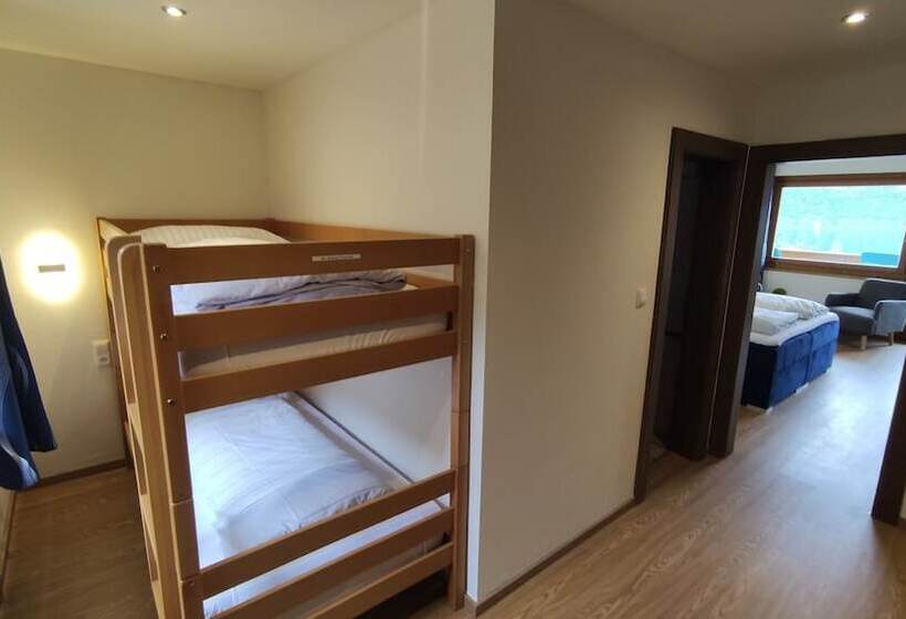 חדר סטנדרט לארבעה, Pension Zum Mühlrad