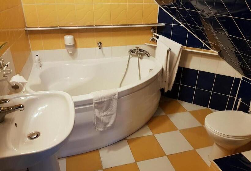 آپارتمان 1 خوابه, Pod Zamkiem