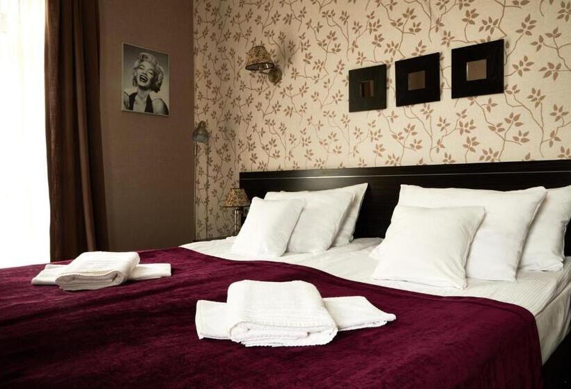 豪华房间, Racibor