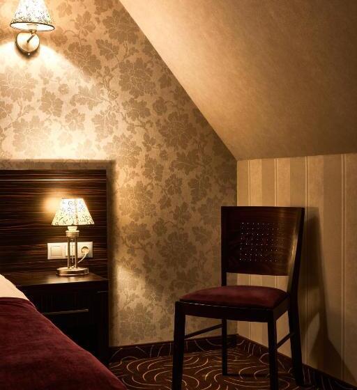 高级客房, Racibor