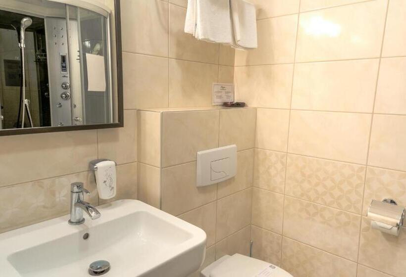 高级客房, Racibor