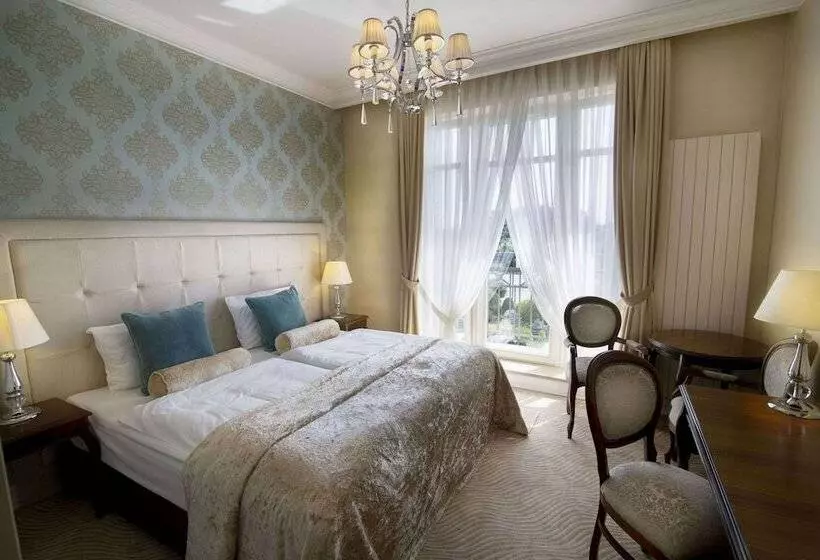 スタンダードルーム, Rezydencja Luxury Hotel Bytom Piekary śląskie