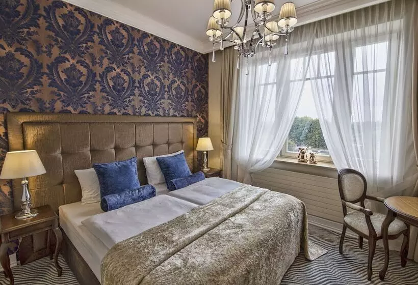 スタンダードルーム, Rezydencja Luxury Hotel Bytom Piekary śląskie
