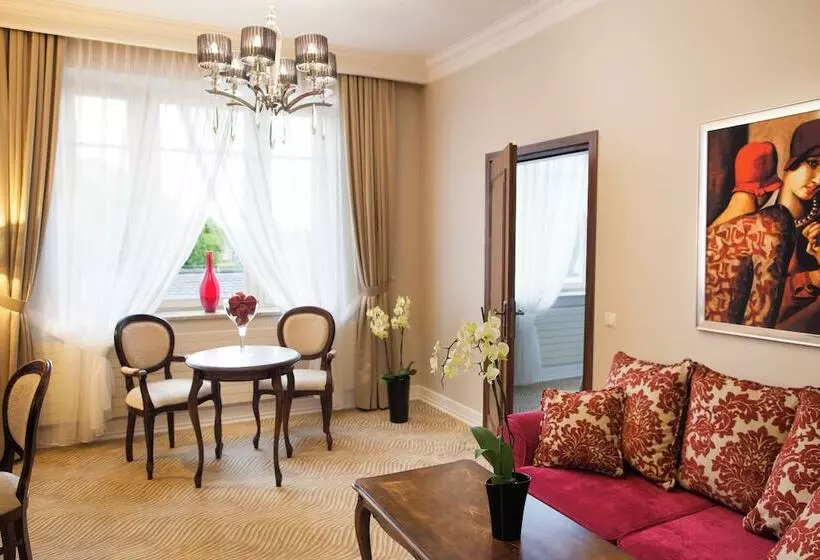ジュニアスイート, Rezydencja Luxury Hotel Bytom Piekary śląskie