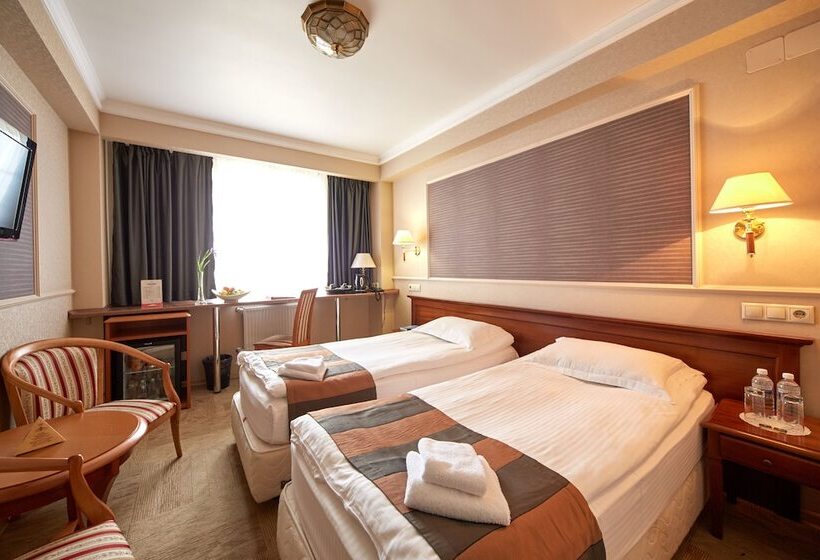 اتاق استاندارد, Zvezda