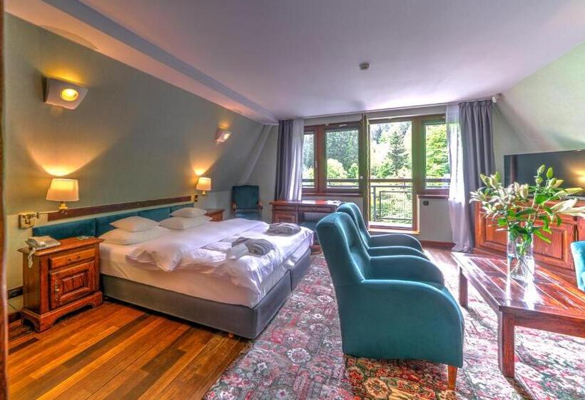 דירת חדר, Jelenia Struga Medical Spa