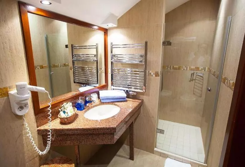 デラックススタジオ, Jelenia Struga Medical Spa