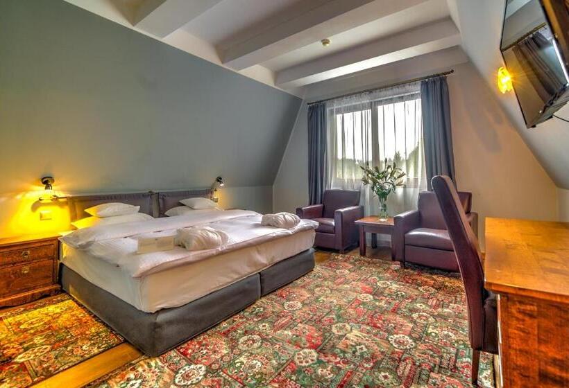 חדר אקונומי, Jelenia Struga Medical Spa