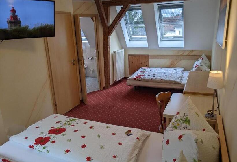 Семейный Номер, Gasthof Adler