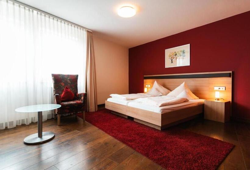 컴포트 룸, Landhotel Und Weingasthof Schwarzer Adler