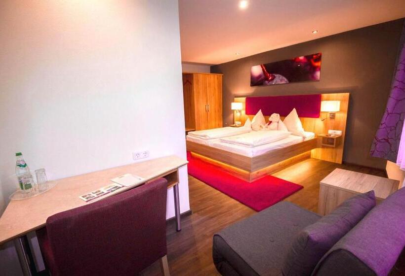 스탠다드 룸, Landhotel Und Weingasthof Schwarzer Adler
