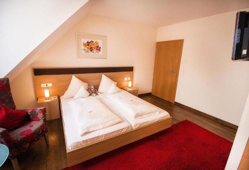 컴포트 룸, Landhotel Und Weingasthof Schwarzer Adler