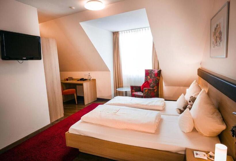 컴포트 룸, Landhotel Und Weingasthof Schwarzer Adler