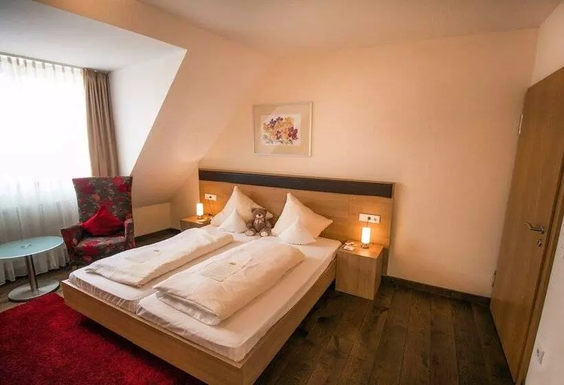 اتاق راحتی, Landhotel Und Weingasthof Schwarzer Adler