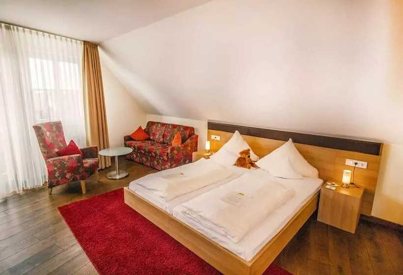 اتاق راحتی, Landhotel Und Weingasthof Schwarzer Adler