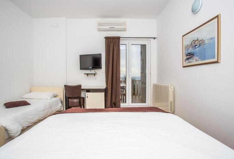 Triple Room Sea View, Villa Mario