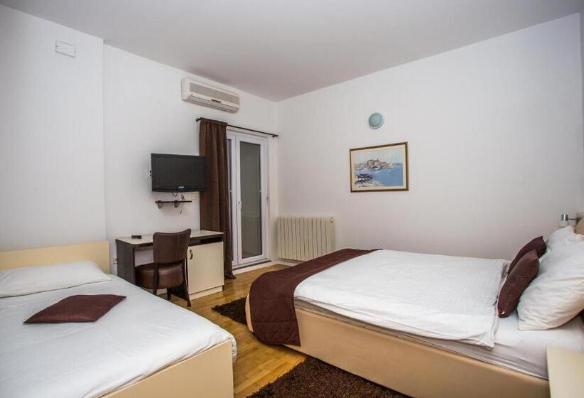 Triple Room Sea View, Villa Mario