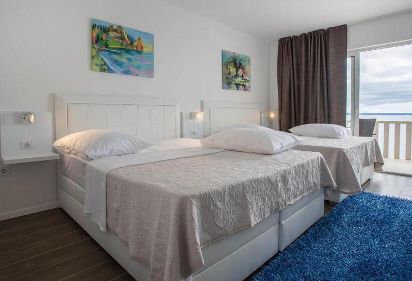 四人豪华间, Villa Mario