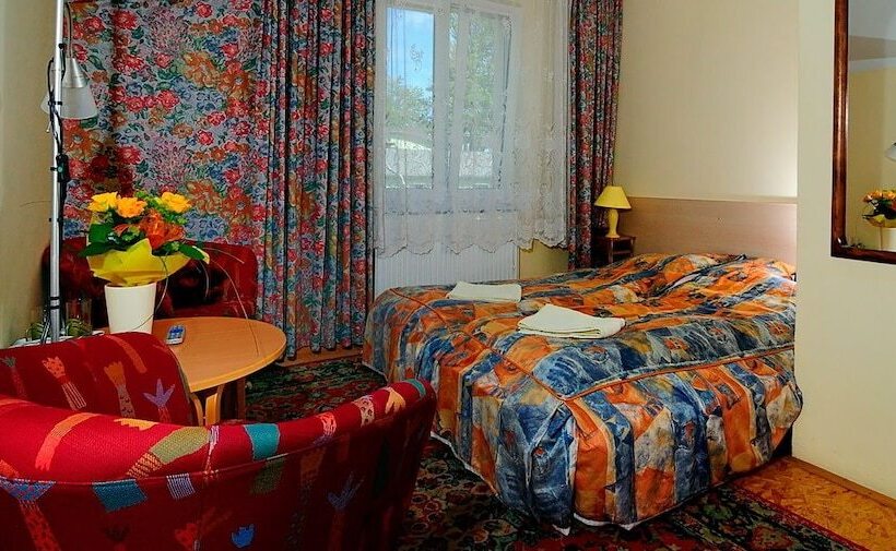 标准间, Villa Park Maikuhle