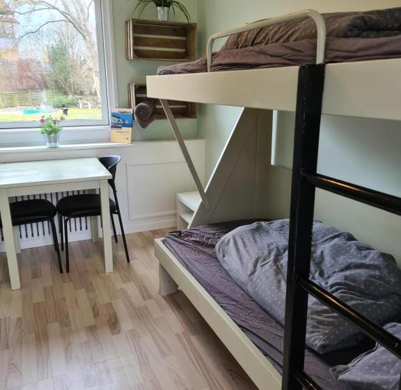 غرفة قياسية رباعية, Danhostel Stevns