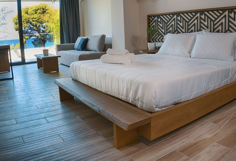 جناح جونيور مطلّ علي البحر, Casa Bloo Adults Only