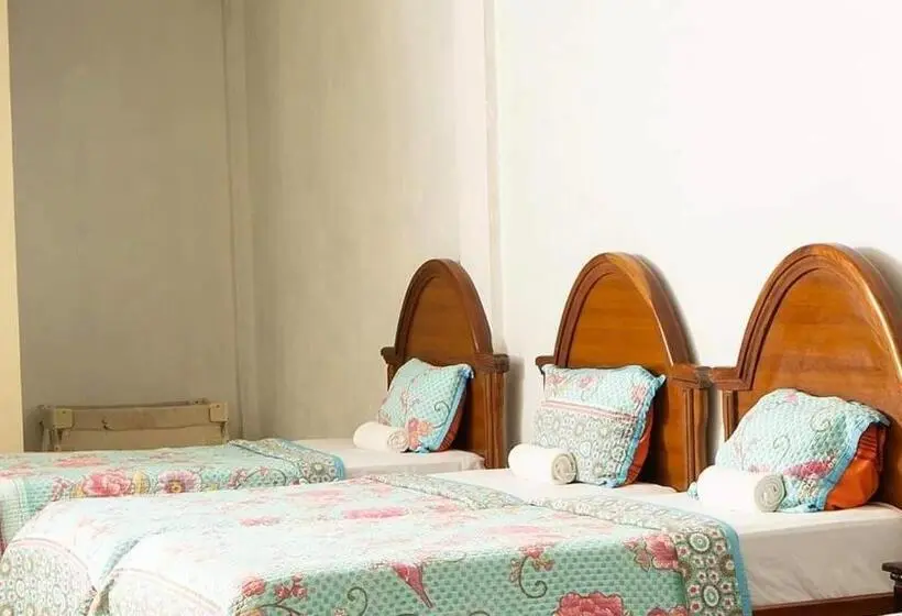 بانگلوی استاندارد 2 خوابه, Apart Hotel Acuarious De Luis