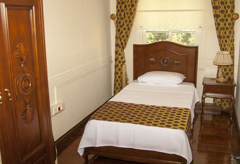 اتاق استاندارد یک نفره, Calikusu Tarihi Besevler